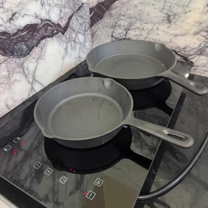 aussie traveller dual zone rv induction cooktop 2.3kw (300w x 520d)