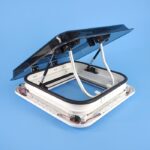 camec skylight plus with internal blind & led 400x400mm