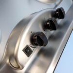 camec 3 burner gas cooktop with glass lid
